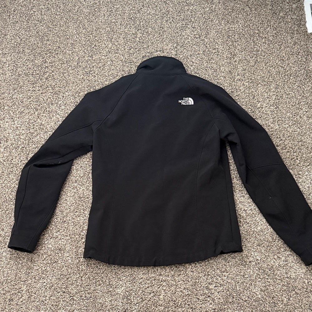 The North Face Black Softshell Jacket - Picture 2 of 3
